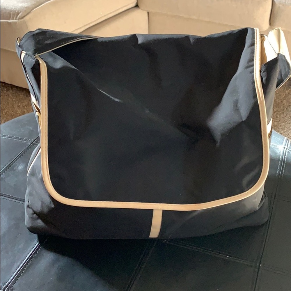 Medela breastfeeding travel bag/diaper bag